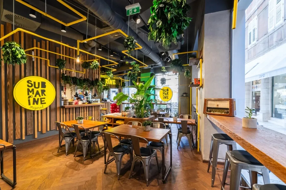 Submarine Burger interior